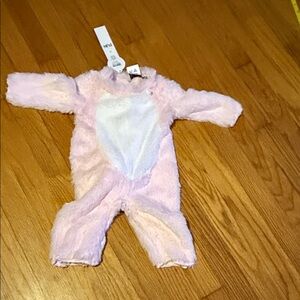 BNWT Pink Fuzzy Bunny Kids One Piece Costume size 6/9 Months